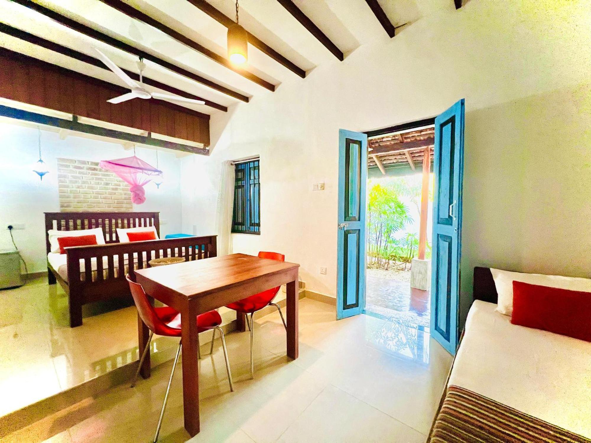 Krishan Villa Negombo Exterior photo