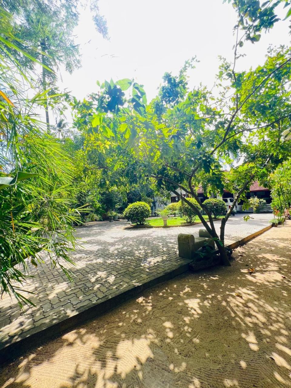 Krishan Villa Negombo Exterior photo