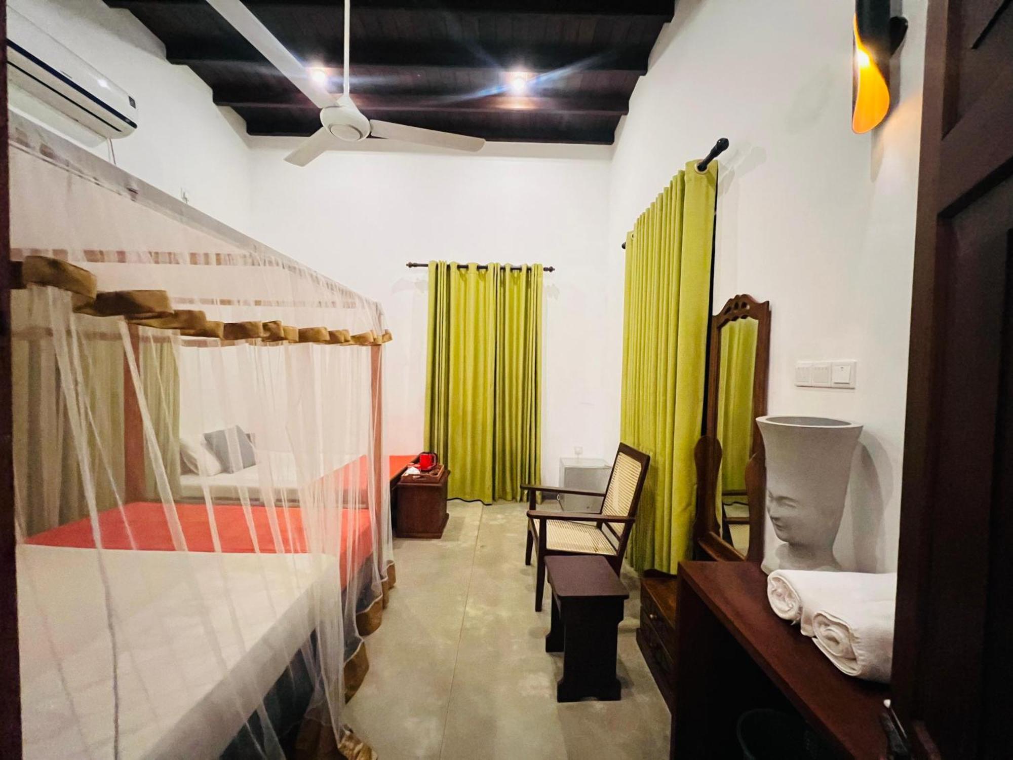 Krishan Villa Negombo Exterior photo